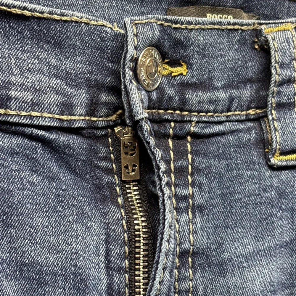 True Religion Rocco Relaxed Skinny Jeans Blue 34x32 Men's Flap Button Denim EUC‎